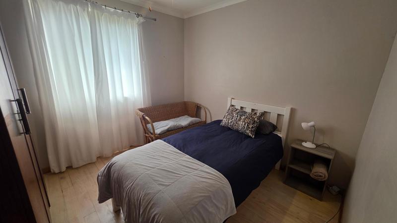 5 Bedroom Property for Sale in Glentana Western Cape
